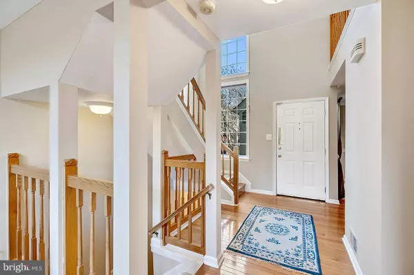 21170 WILDFLOWER SQ, Ashburn, VA 20147