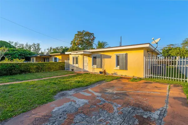 1145 NW 105th St, Miami, FL 33150