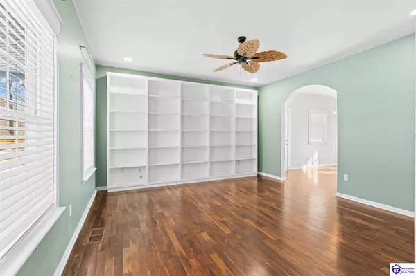 260 Bradley Trail, Elizabethtown, KY 42701