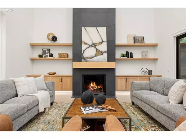 18850 REAO CT, Lake Oswego, OR 97035