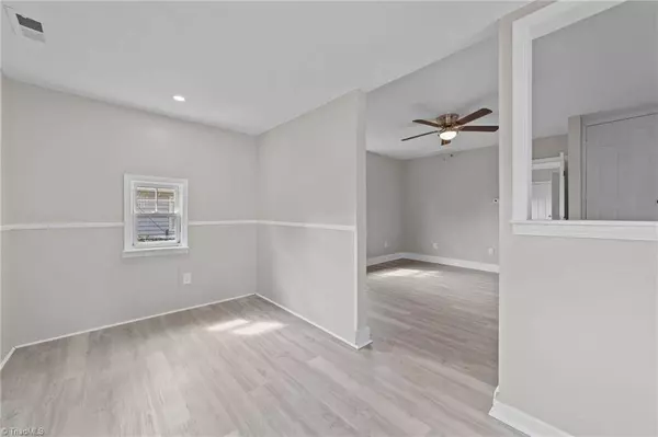 406 Jefferson ST, Kernersville, NC 27284