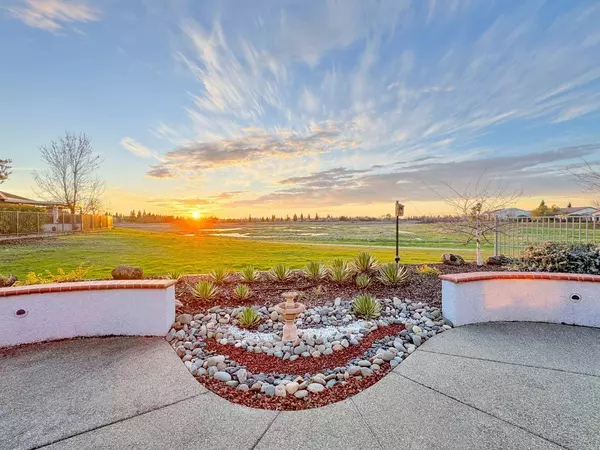 796 Violet LN, Lincoln, CA 95648