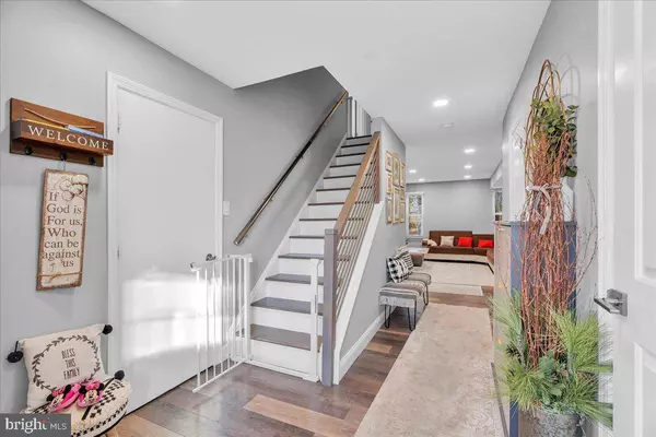 61 FRANKLIN DR, Voorhees, NJ 08043