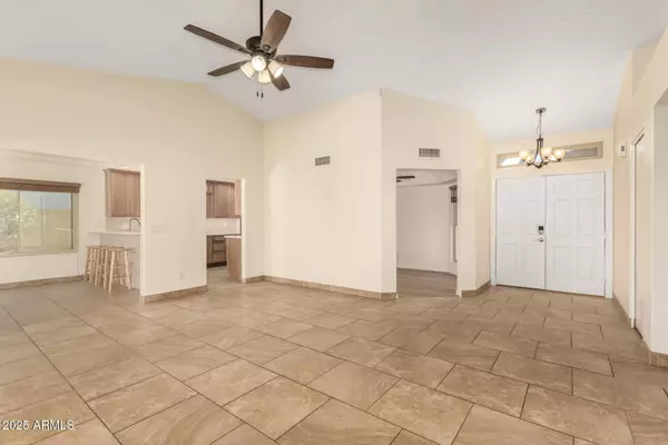 1574 E KENT Avenue, Chandler, AZ 85225