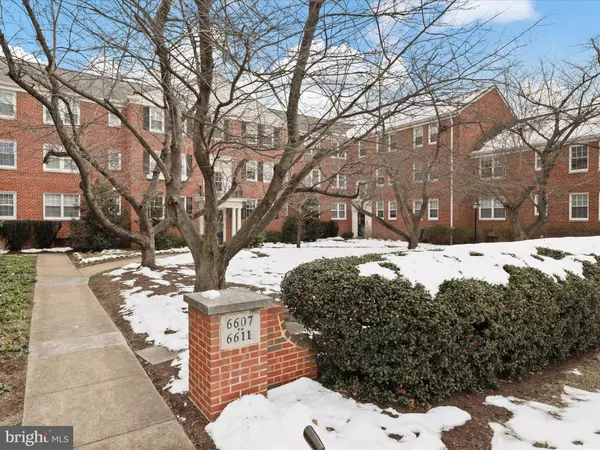 6611 E WAKEFIELD DR #C1, Alexandria, VA 22307