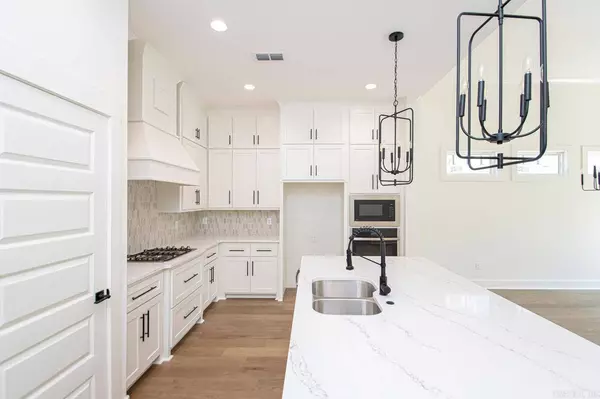 121 Fletcher Ridge, Little Rock, AR 72223