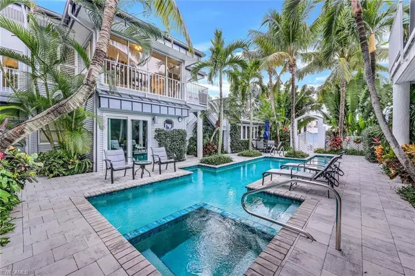 359 2nd ST S, Naples, FL 34102