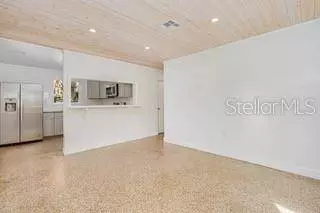 211 MAURICE AVE, New Smyrna Beach, FL 32168