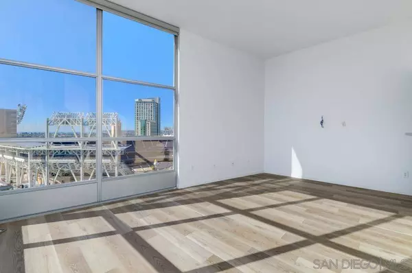 253 10th Ave #1406, San Diego, CA 92101