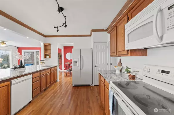 16620 11th AVE NW, Lakebay, WA 98349