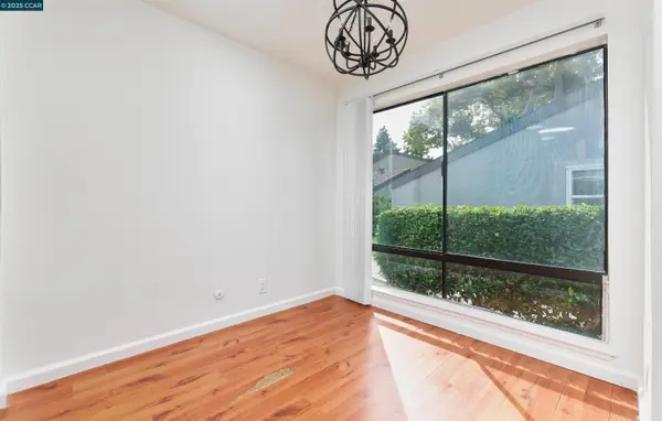 1215 Kenwal Rd #D, Concord, CA 94521