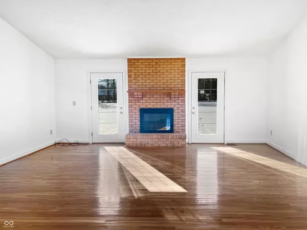 67 Bittersweet CT, Seymour, IN 47274