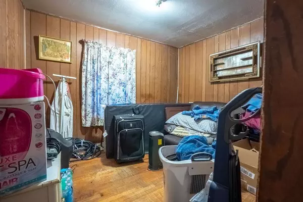 5767 Westover ST, Houston, TX 77033