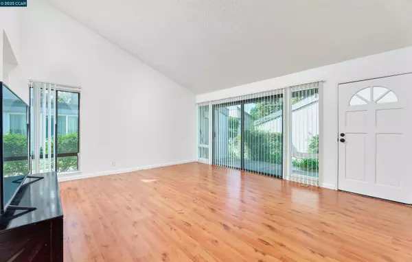 1215 Kenwal Rd #D, Concord, CA 94521