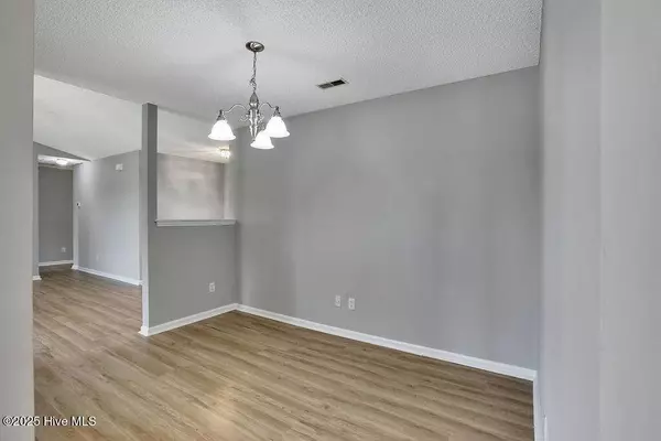 7310 Courtney Pines RD, Wilmington, NC 28411