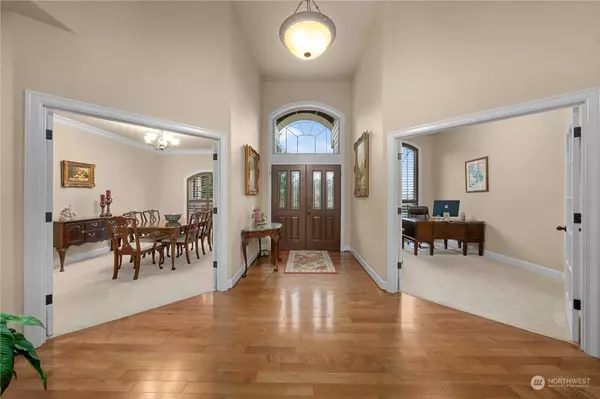 10205 178th Avenue Ct E, Bonney Lake, WA 98837