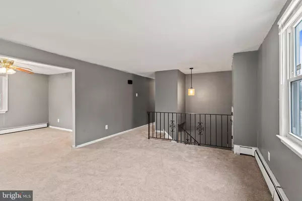 615 RUTH AVE., Upper Chichester, PA 19014