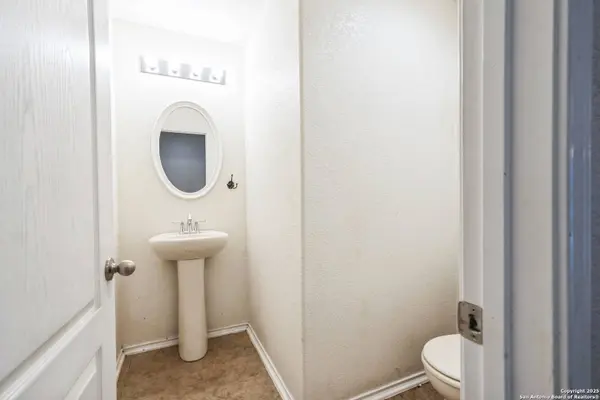 13612 SUNGROVE VW, San Antonio, TX 78245-3230