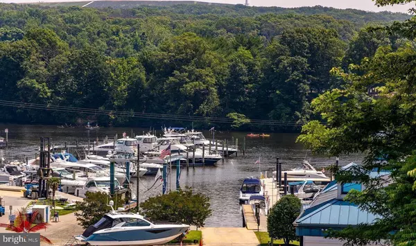 12707 GORDON BLVD #12707, Woodbridge, VA 22192