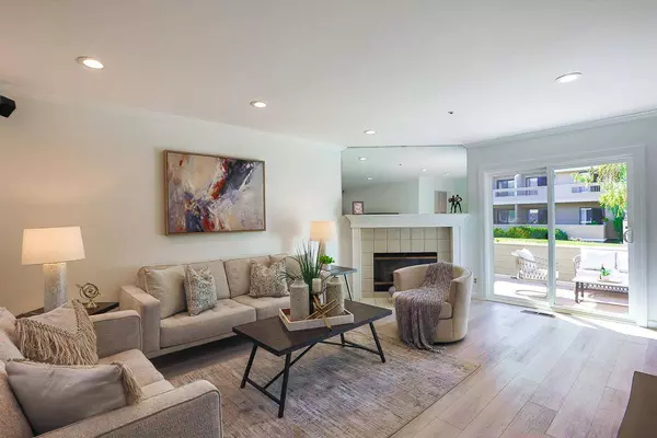 221 Bonita LN, Foster City, CA 94404