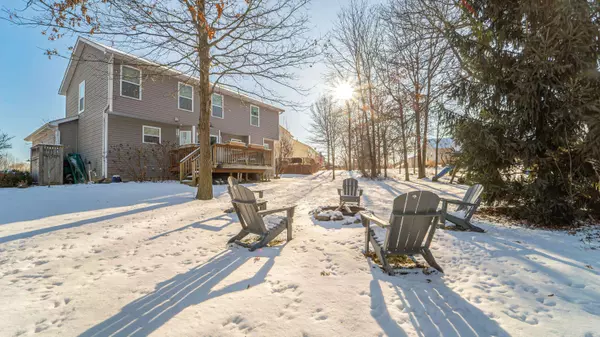 896 London LN, Valparaiso, IN 46383