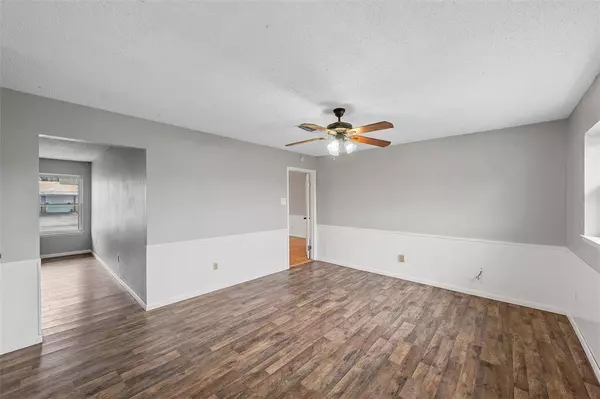 505 Cherokee Street, Elm Mott, TX 76640