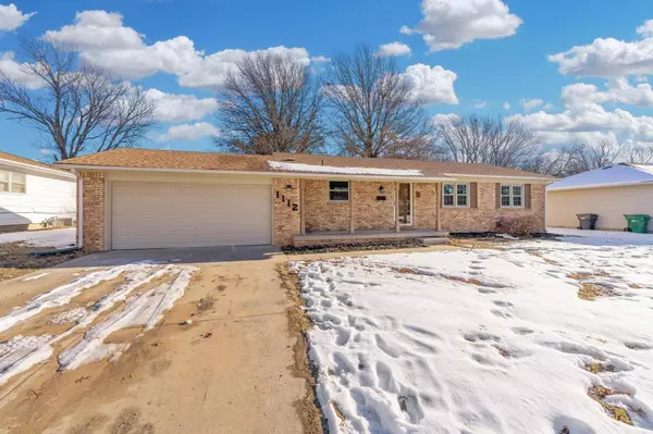 1112 S Apache, Wichita, KS 67207