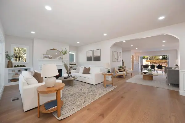 1373 40th ST, Sacramento, CA 95819