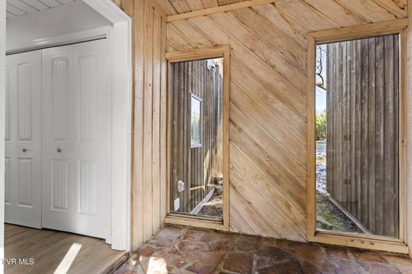 906 Pickens Bridge RD, Johnson City, TN 37615