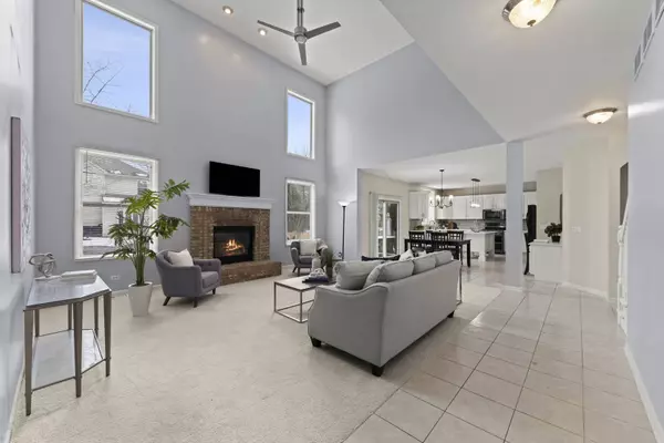 610 Spruce Court, Oswego, IL 60543