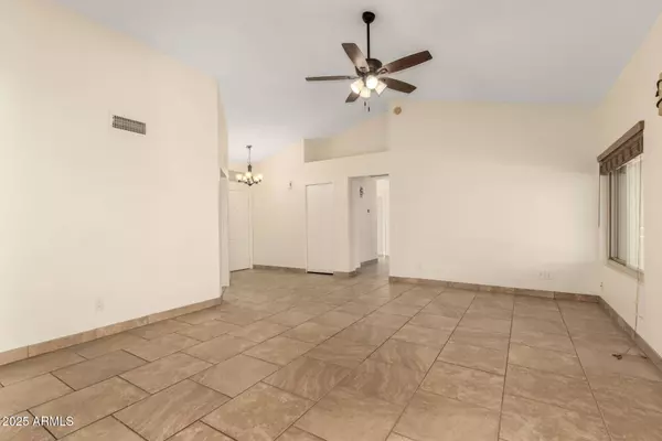 1574 E KENT Avenue, Chandler, AZ 85225