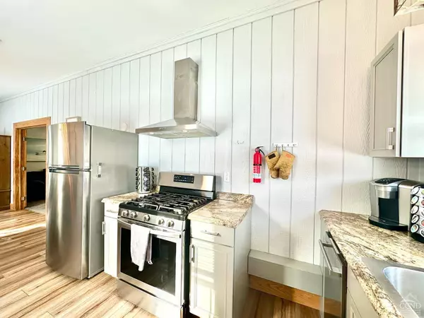 462 Dent Rd, Prattsville, NY 12468