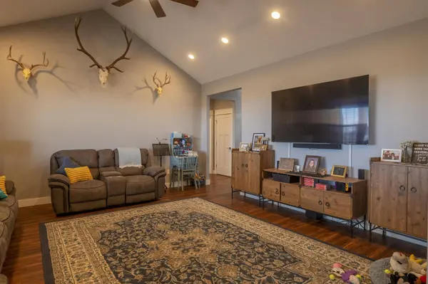 711 Jason Rd, Powell, WY 82435