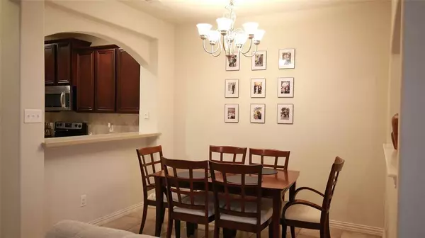 2209 Carlisle Street, Bedford, TX 76021