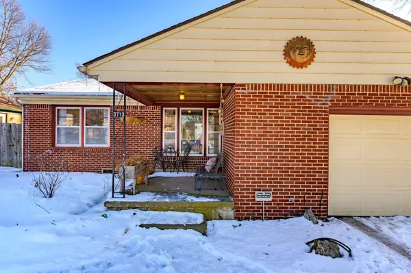 3713 E Meadowlane, Wichita, KS 67216