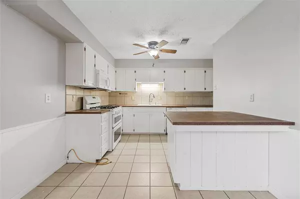 505 Cherokee Street, Elm Mott, TX 76640