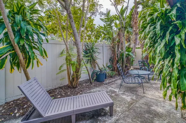 2066 SUNSET POINT RD #91, Clearwater, FL 33765