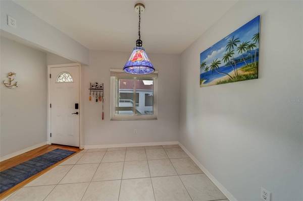 642 DRAKE LN N, Dunedin, FL 34698