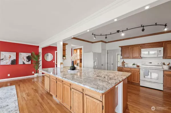 16620 11th AVE NW, Lakebay, WA 98349