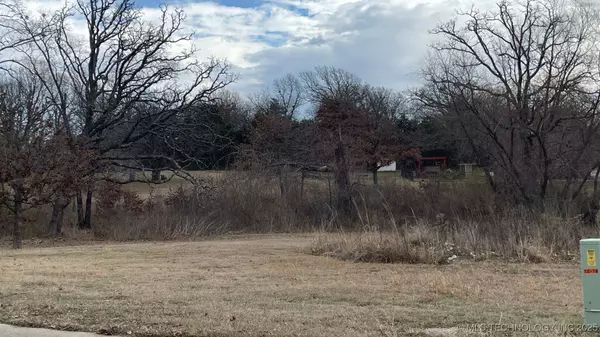 48 Sand Trap DR, Durant, OK 74701