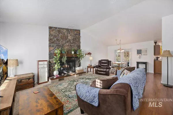 1198 Park Meadows Drive, Twin Falls, ID 83301