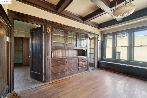 532 63rd Street, Oakland, CA 94609