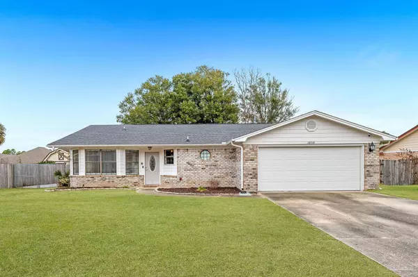 10710 Willow Lake Dr, Pensacola, FL 32506