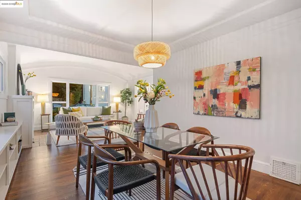 2745 Grande Vista Ave, Oakland, CA 94601