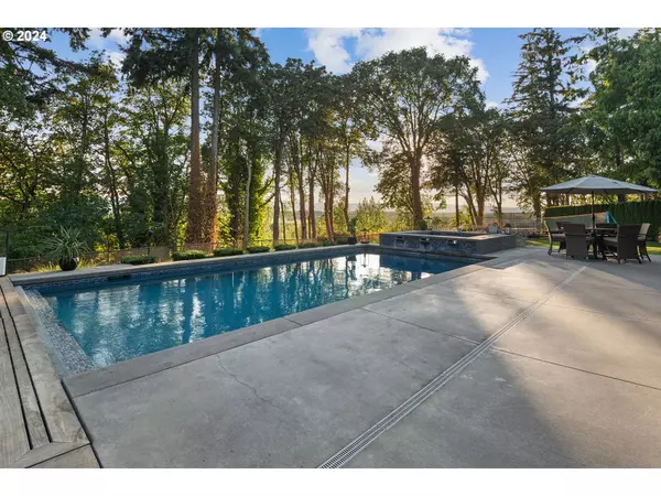 5801 NW 144TH CIR, Vancouver, WA 98685