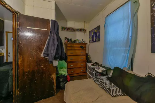 1535 S 14th St, Milwaukee, WI 53204