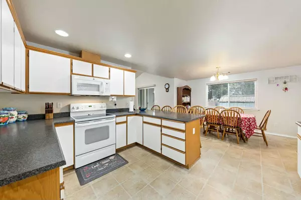 26 Morning Glory CT, Central Point, OR 97502