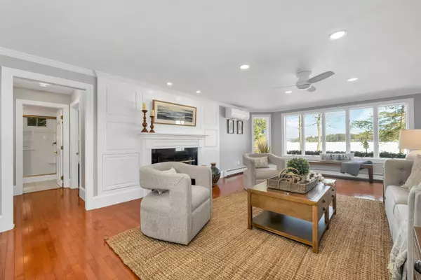 122 Pipers Point LN, Alton, NH 03809