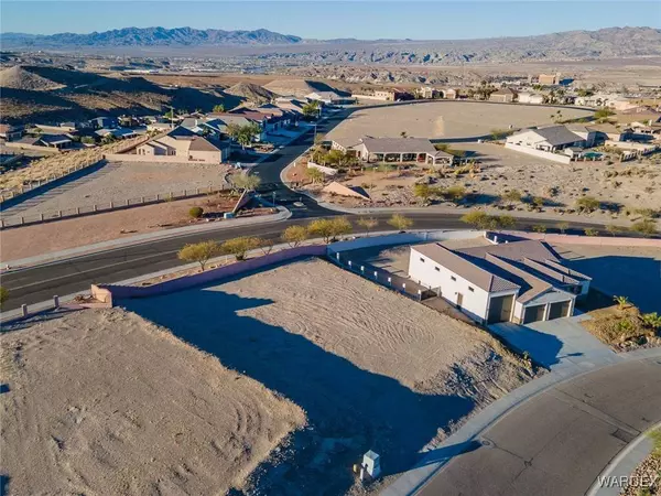 1137 Via San Lorenzo, Bullhead City, AZ 86429