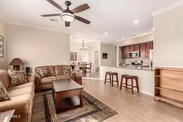 900 S CANAL Drive #224, Chandler, AZ 85225